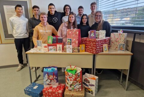 Obdarovanje otrok in starostnikov